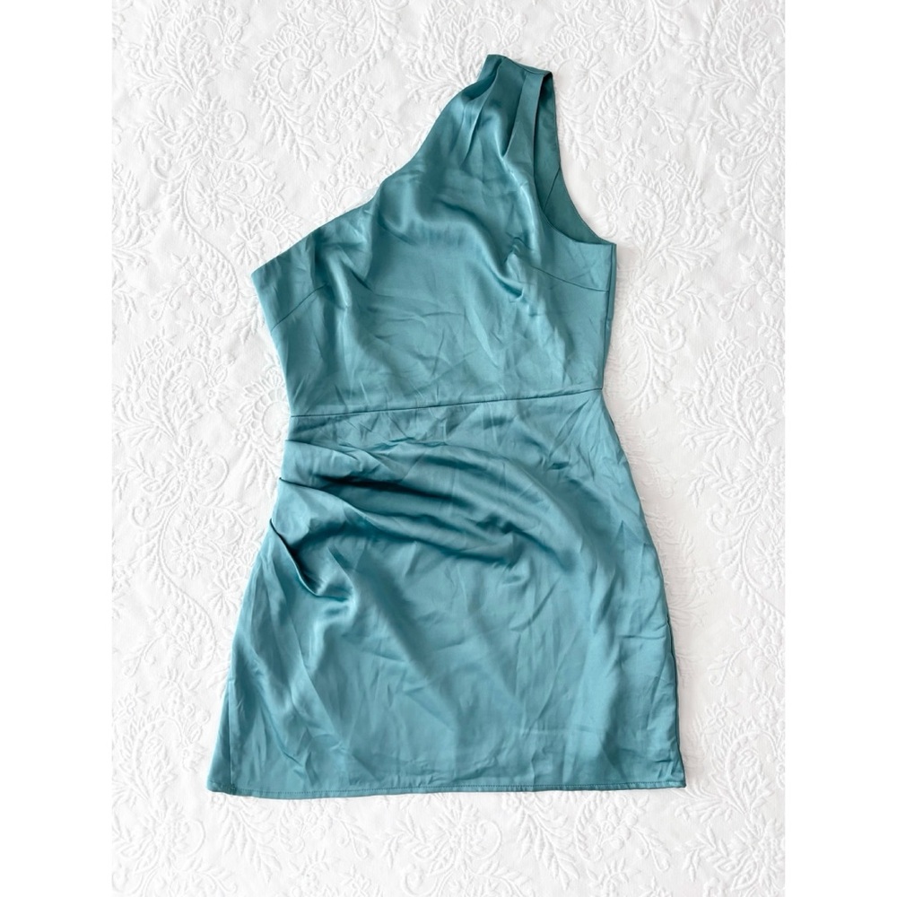 NWT Lulus Love Me Tonight Sage Green Satin One-Shoulder Mini Dress Small - Picture 2 of 10